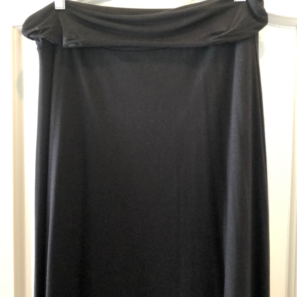 Kaileigh Gisela Side Slit Maxi Skirt